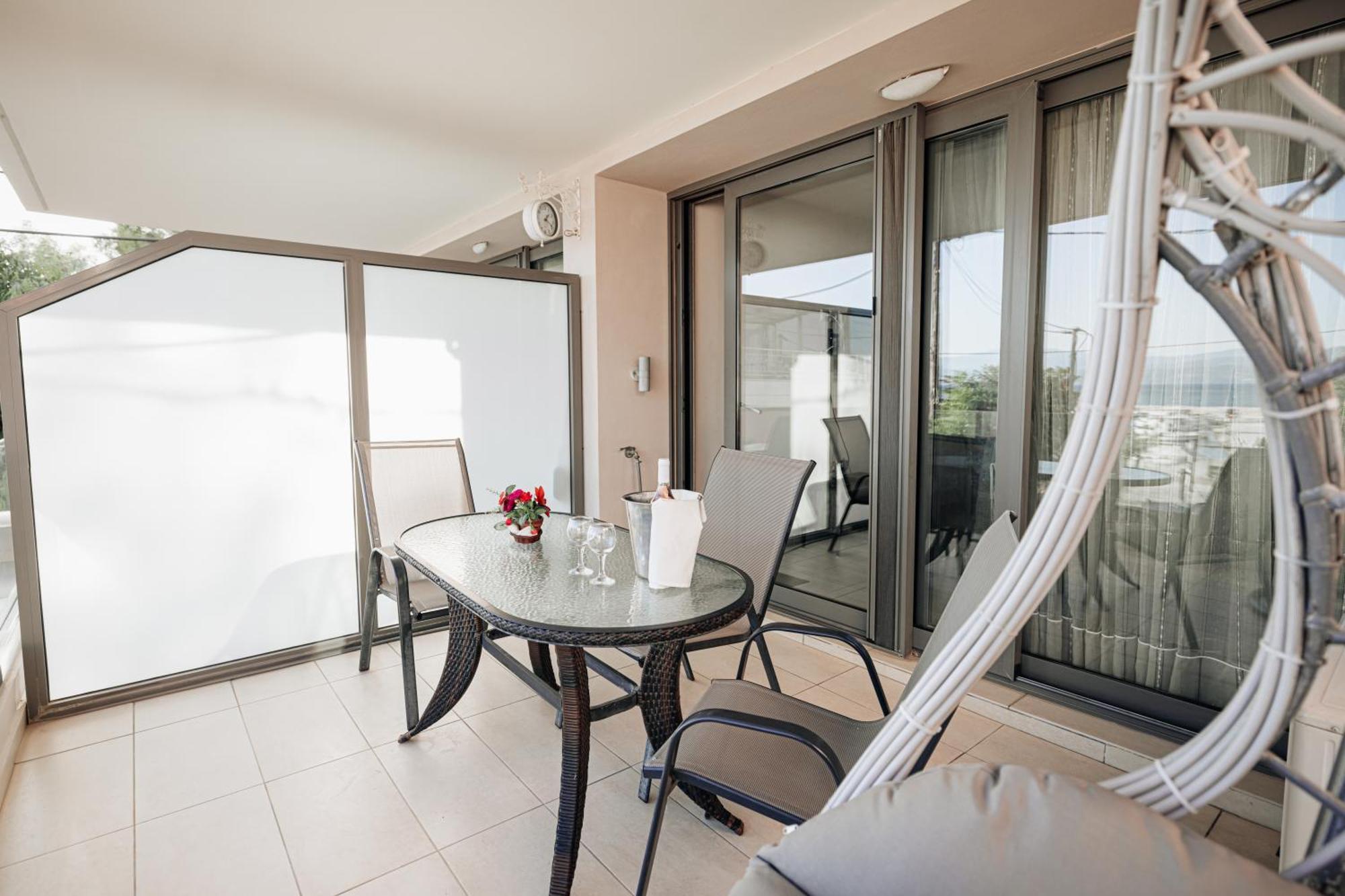 Filippos Apartments Amarynthos Zewnętrze zdjęcie