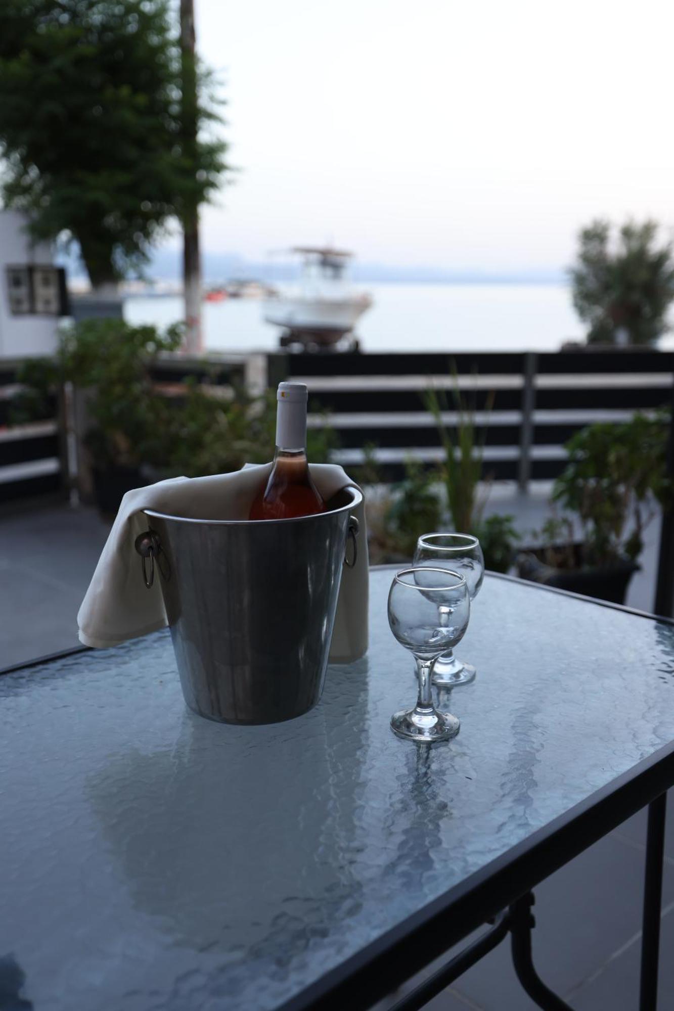 Filippos Apartments Amarynthos Zewnętrze zdjęcie