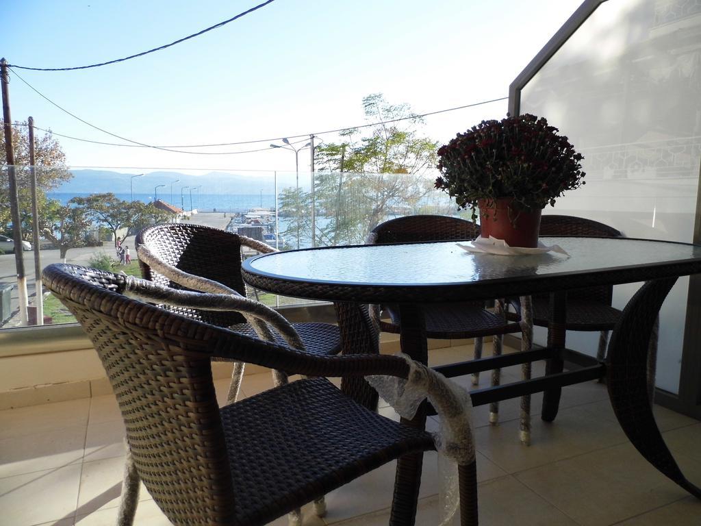 Filippos Apartments Amarynthos Zewnętrze zdjęcie